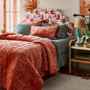 Sun Stitched Vintage Velvet Quilt Coral Opalhouse NWT